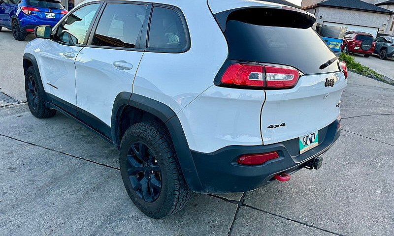 2015 Jeep Cherokee T...