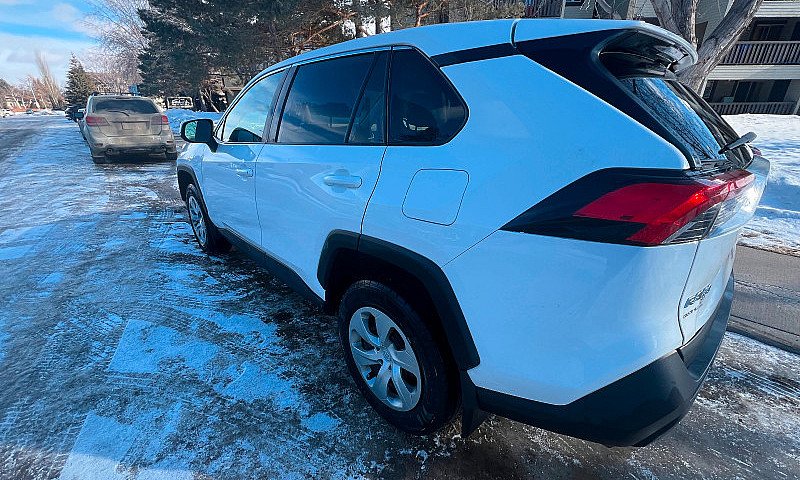 2022 Rav4 Only 97000...