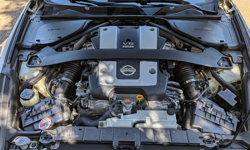 2010 Nissan 370Z Roa...