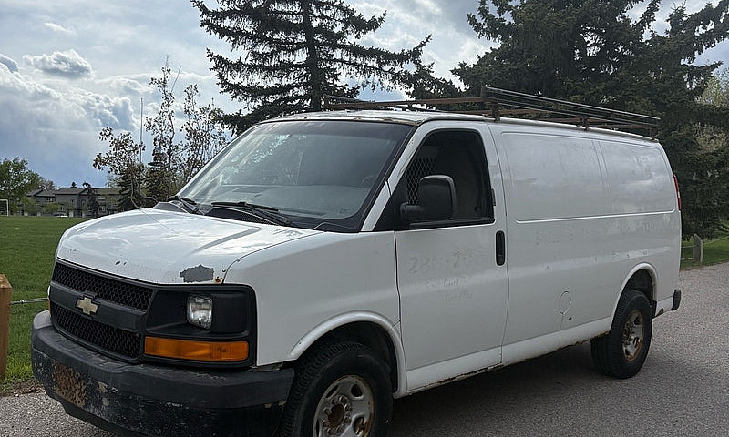2011 Chev Express 25...