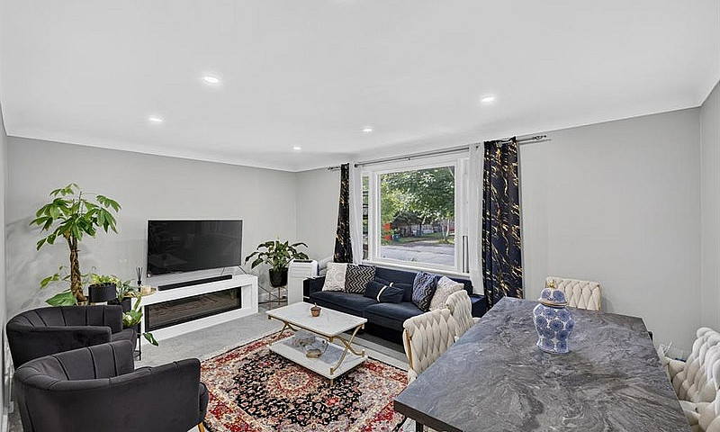 Renovated 2-Bedroom ...