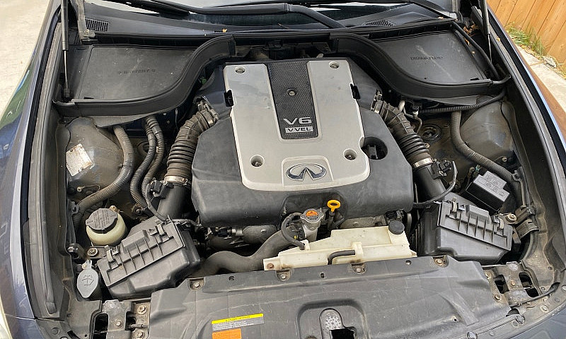 2009 Infiniti G37Xs ...