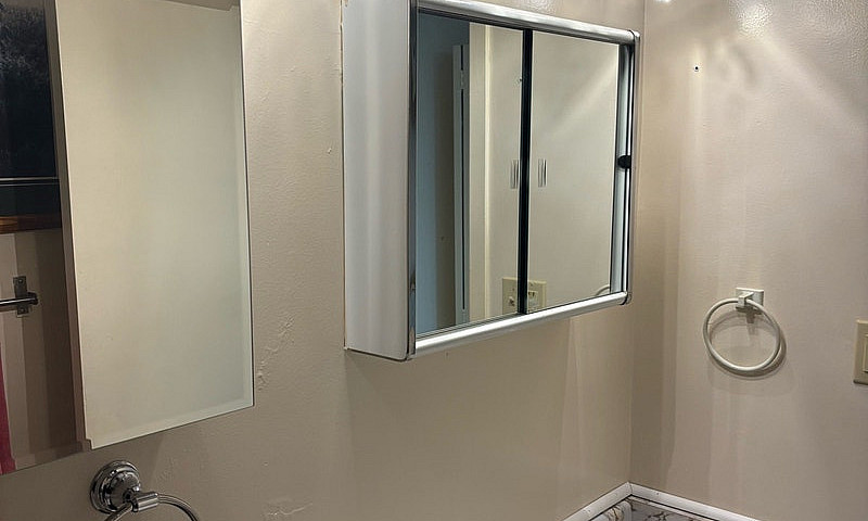 Large 2 Bedroom All ...