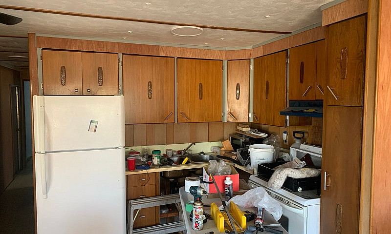 Mobile Home In Carol...
