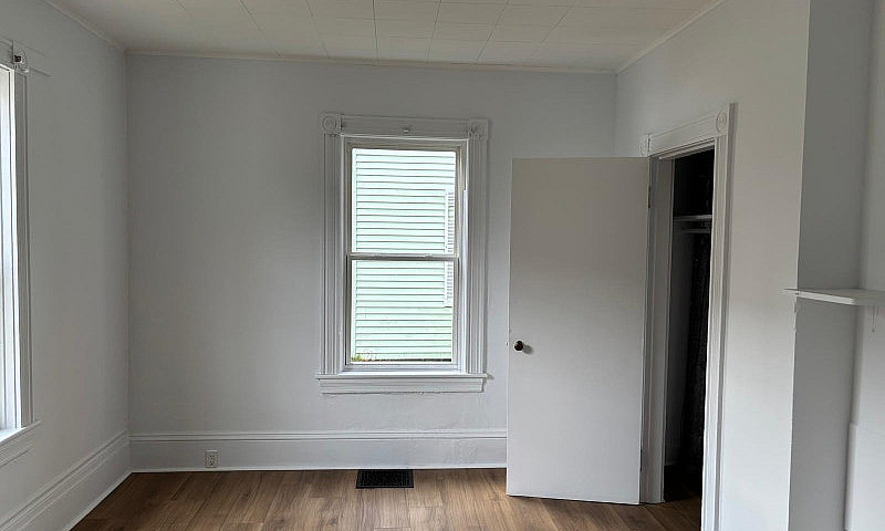 2 Bedroom Apartment ...