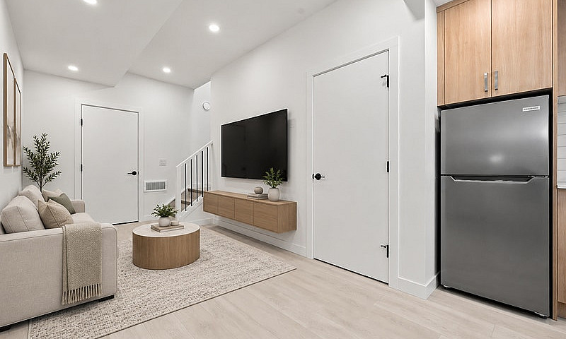 Never Lived In 2-Bed...