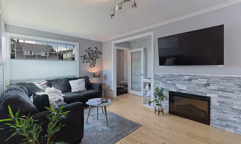 3 Bedroom Bungalow H...