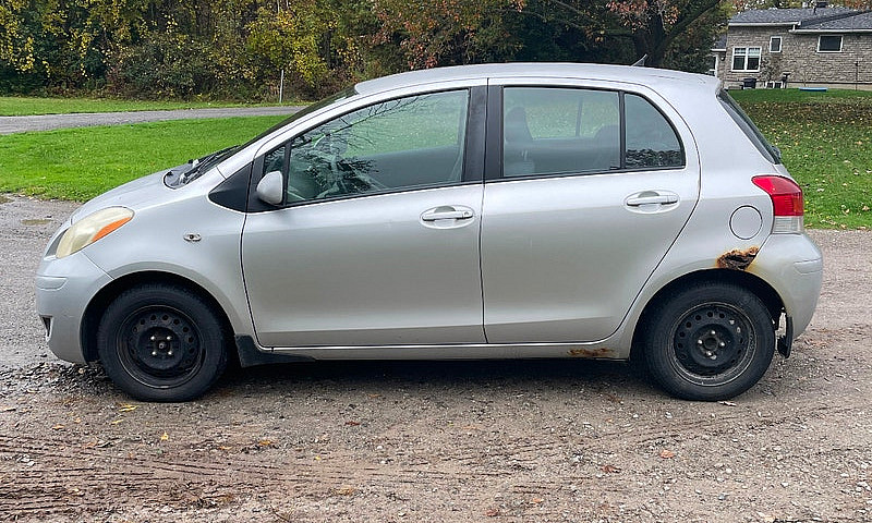 2009 Toyota Yaris...
