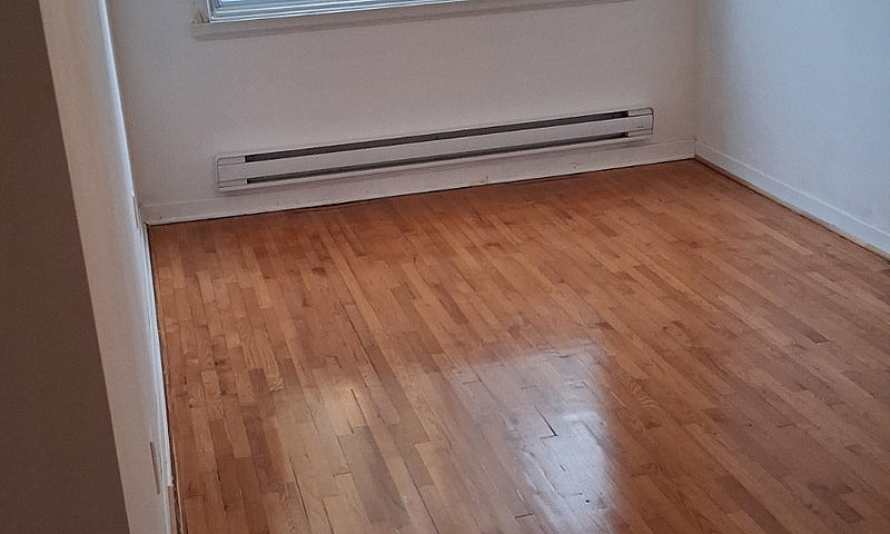 4 1/2 À Louer (St-La...