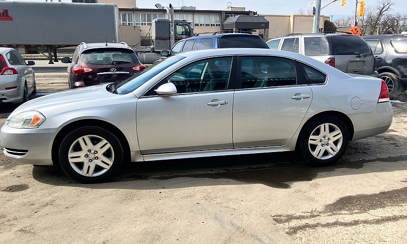 2012 Chevy Impala Ls...