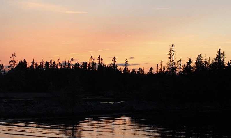 Waterfront Land In P...