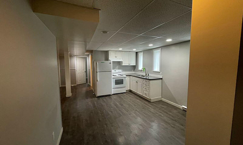 2 Bed 1 Bath Suite...