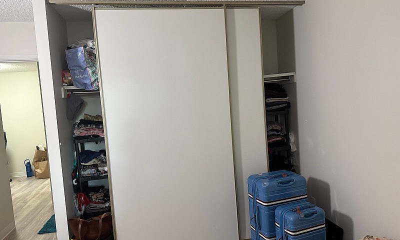 Private Room Availab...