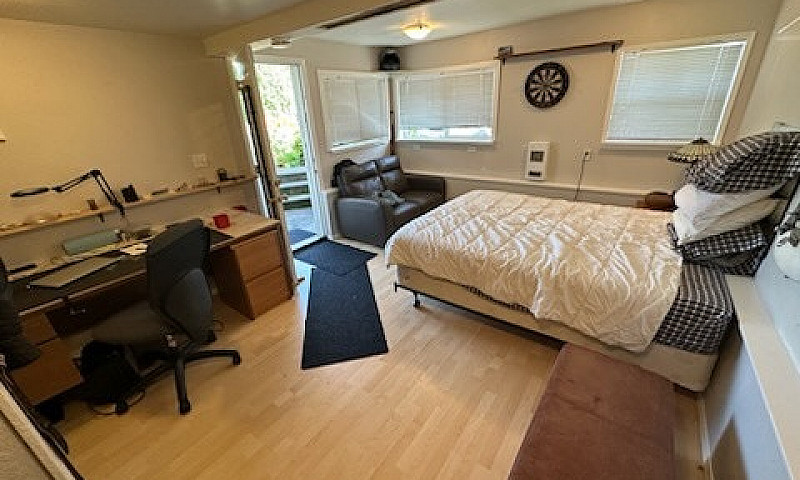 Furnished 1 Bedroom ...