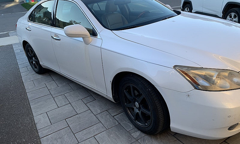 Lexus Es350...