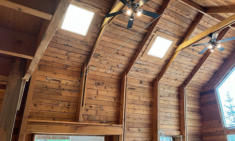 Lakefront Cottage Fo...