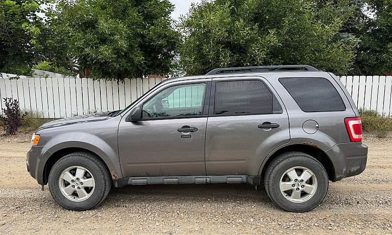 2010 Ford Escape Xlt...