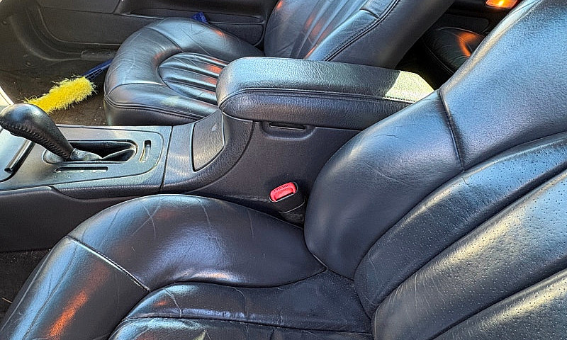 2000 Chrysler 300M...