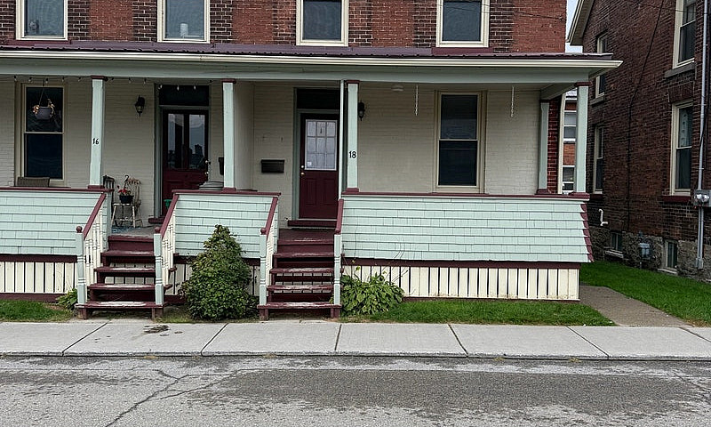 3 Bedroom Duplex ...