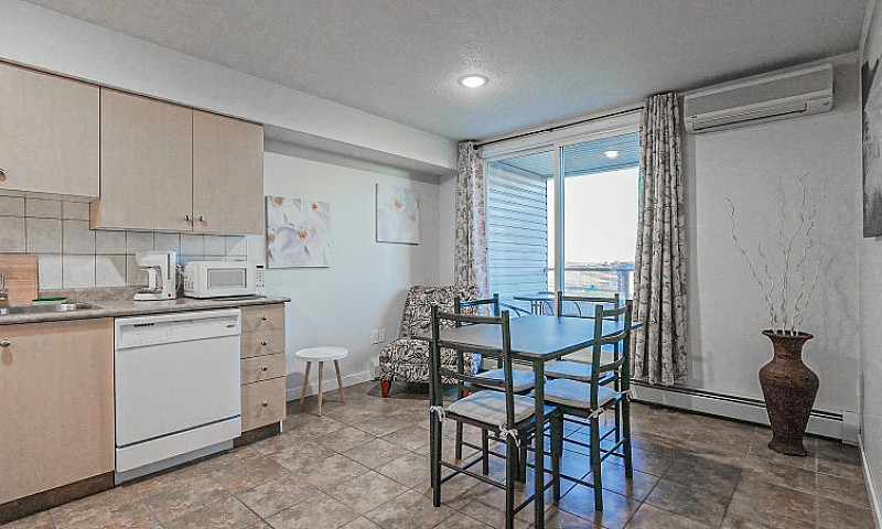 1 Bedroom+Condo For ...