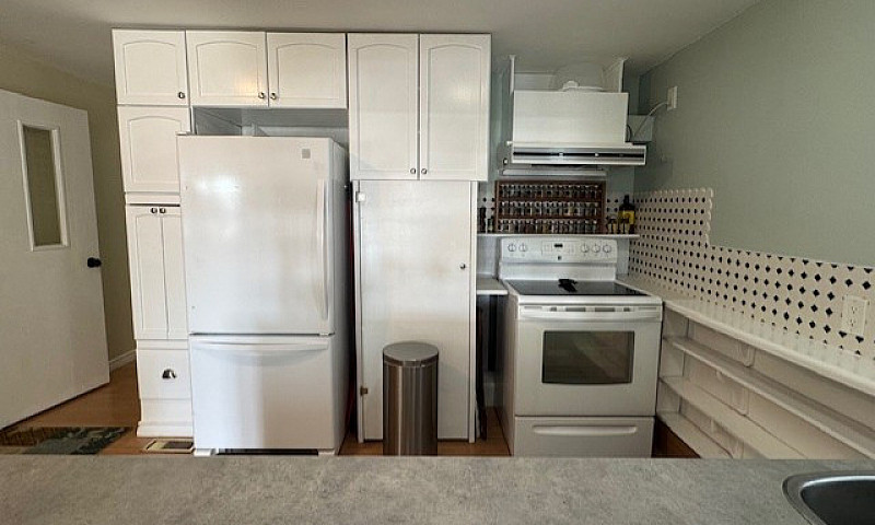 Renovated Move In Re...