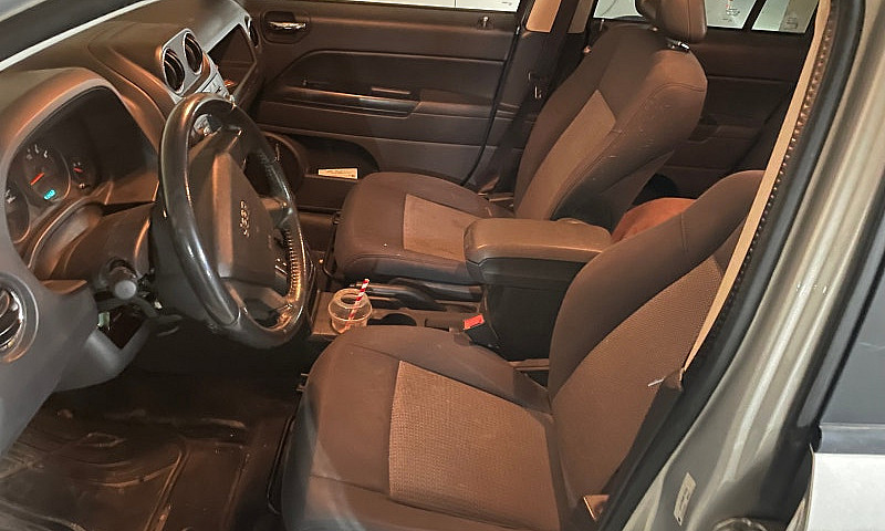 2009 Jeep 4X4...