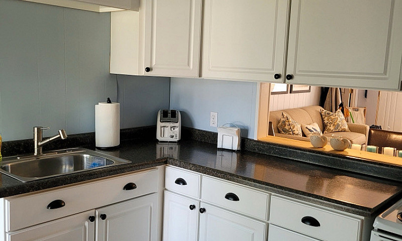 638 6Th St. White Be...