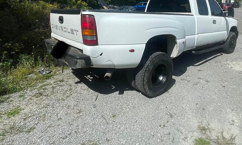 2005 Gmc Sierra 3500...