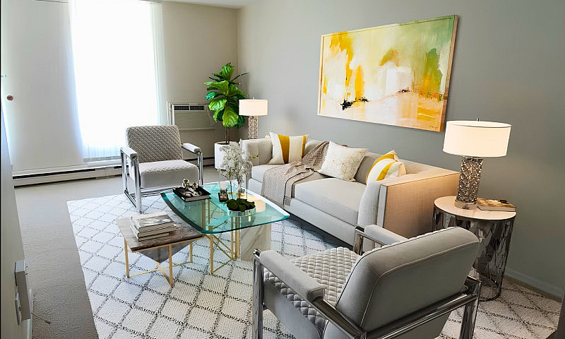 3 Bed 2 Bath Apt Sub...
