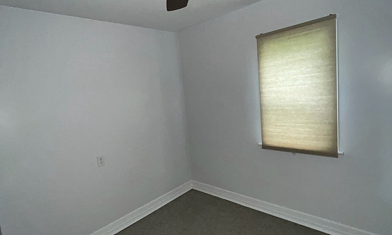 House For Rent - Dau...