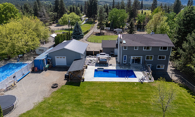 Rural Dream Home In ...