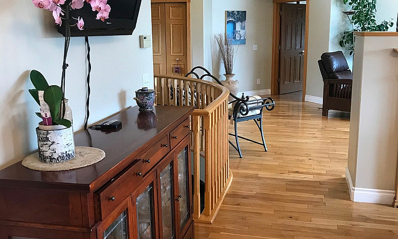 Country Home For Lea...