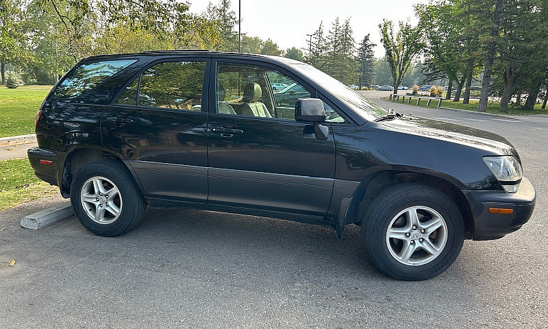 1999 Lexus Rx300...