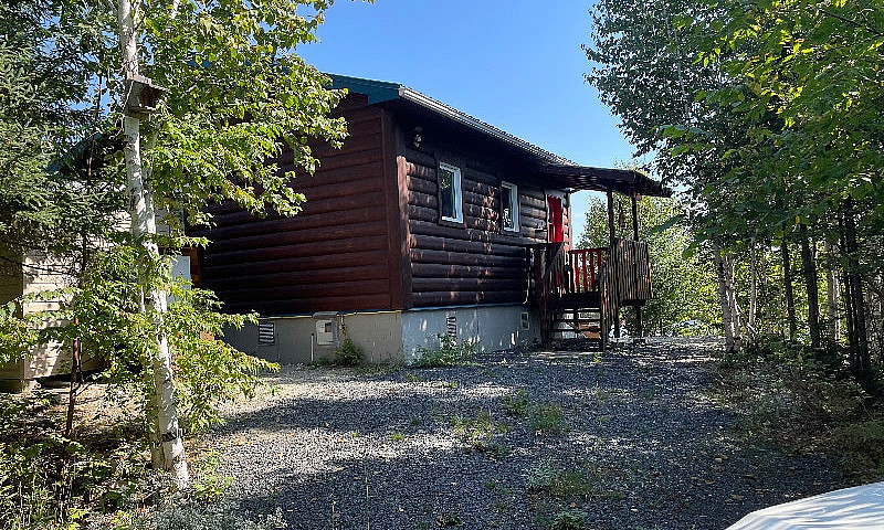 Chalet En Bois Rond ...