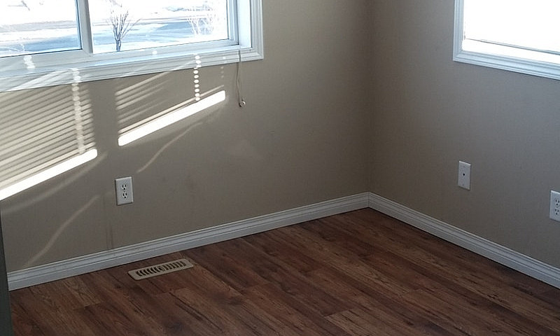 3 Bedrooms Townhouse...
