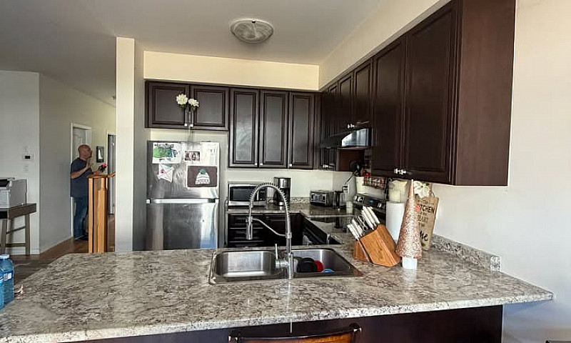 3-Bedroom 2 Wr Townh...