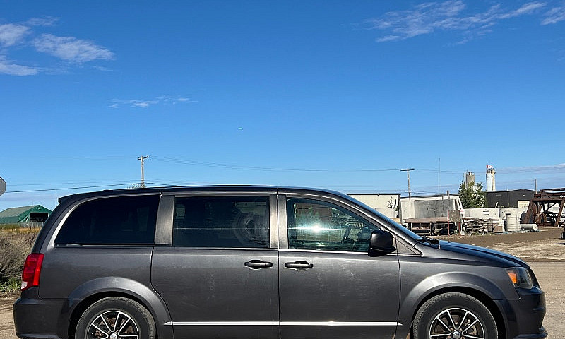 2019 Dodge Grand Car...