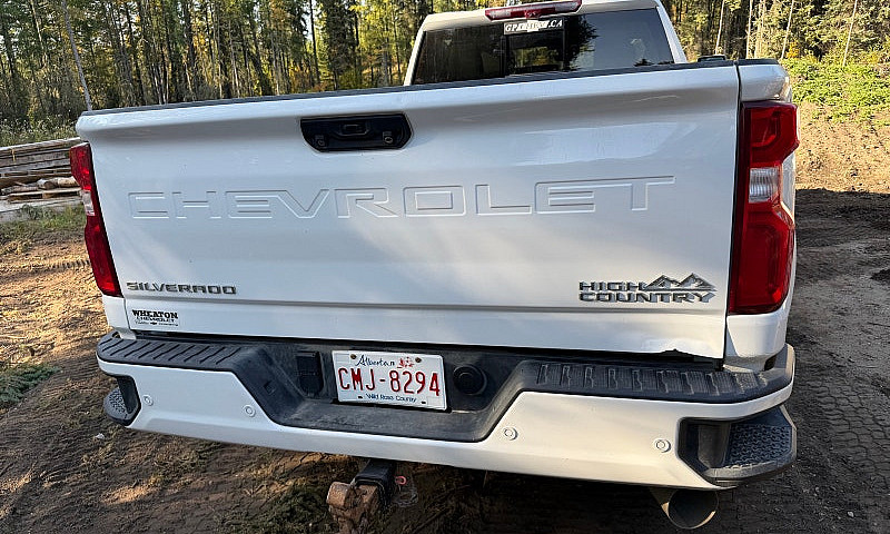 2022 Chev 3500 High ...