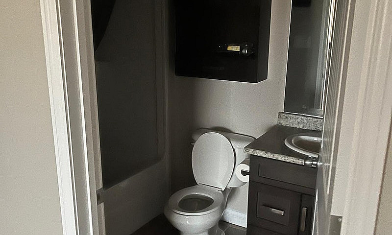 2 Bedroom, 2 Bathroo...