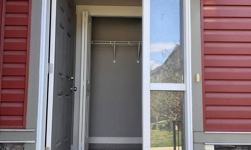 3 Beds 2.5 Baths - T...