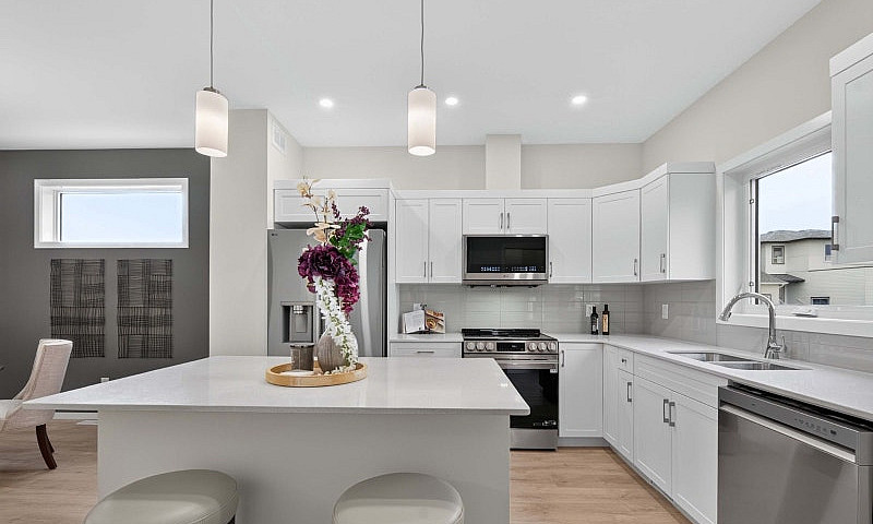 3 Bed 2.5 Bath...