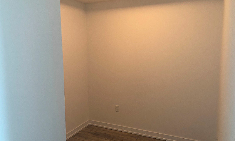 New Listing 1 Bedroo...