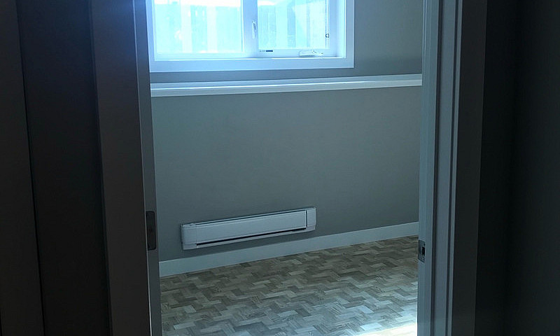 2 Bedroom Basement S...