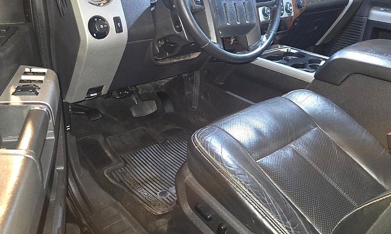 2013 Ford F-350 Lari...
