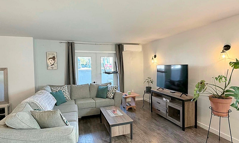 2 Bedroom Apartment ...