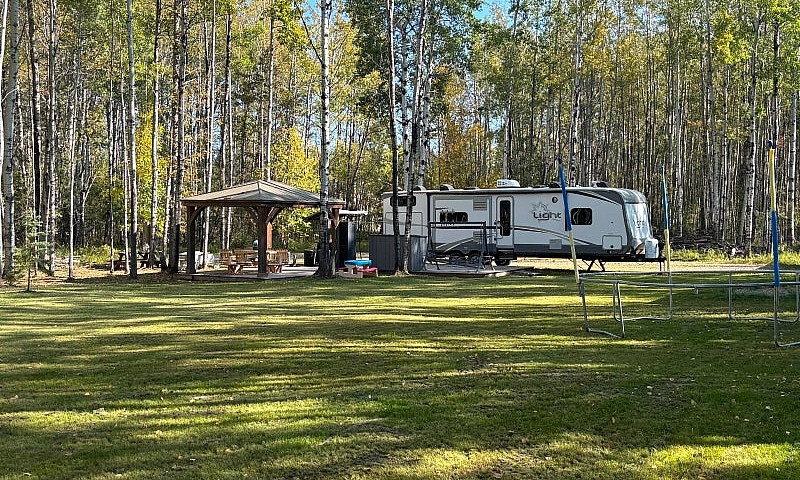 Beautiful 2 Acre Buc...