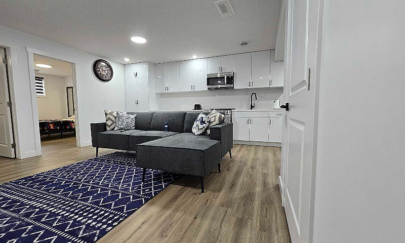 2Bedroom Basement Fo...