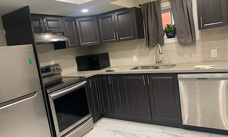 Spacious 2 Bedroom 1...