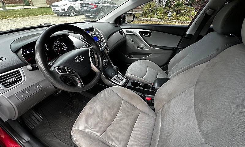 2013 Hyundai Elantra...