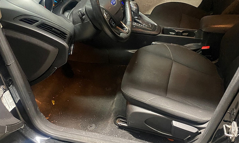 2015 Ford Focus...